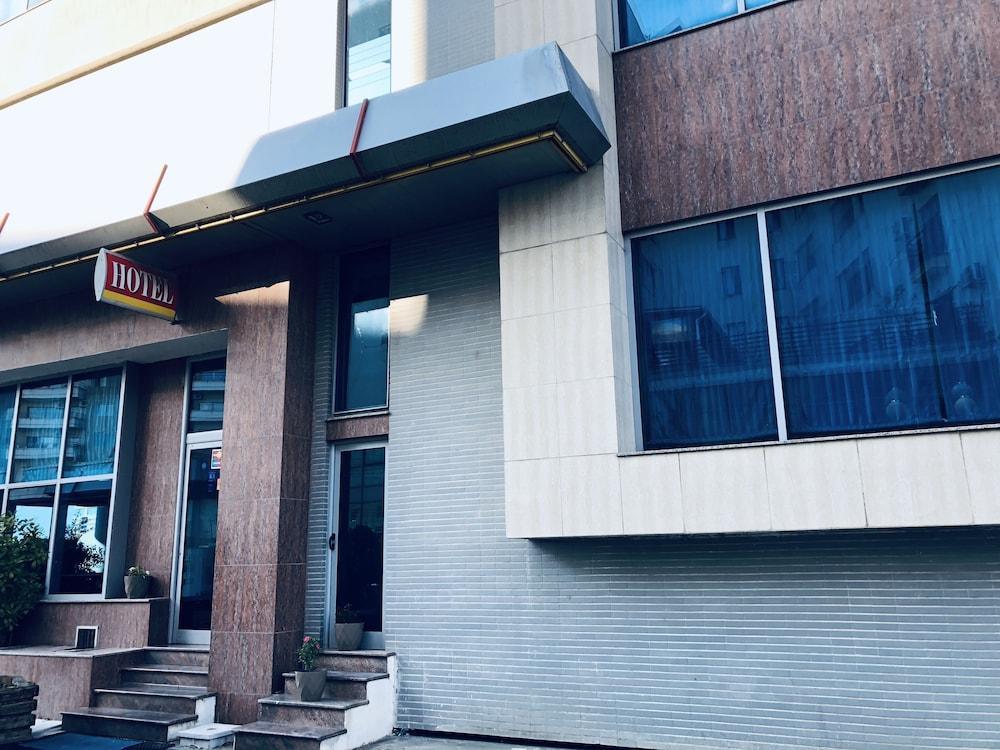 Hotel Arifi Σκόδρα Εξωτερικό φωτογραφία